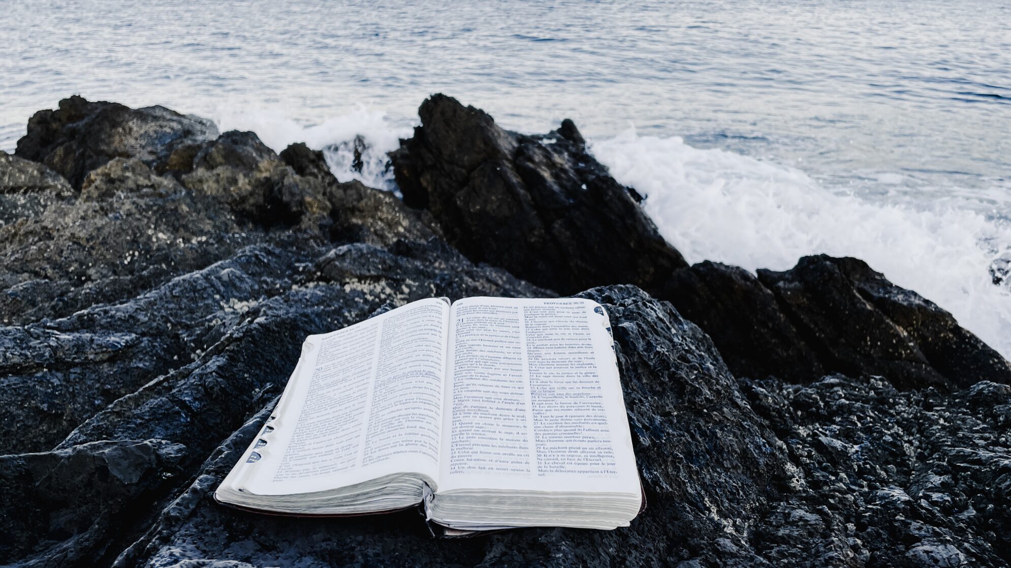 9-common-but-wrong-ways-to-read-the-bible